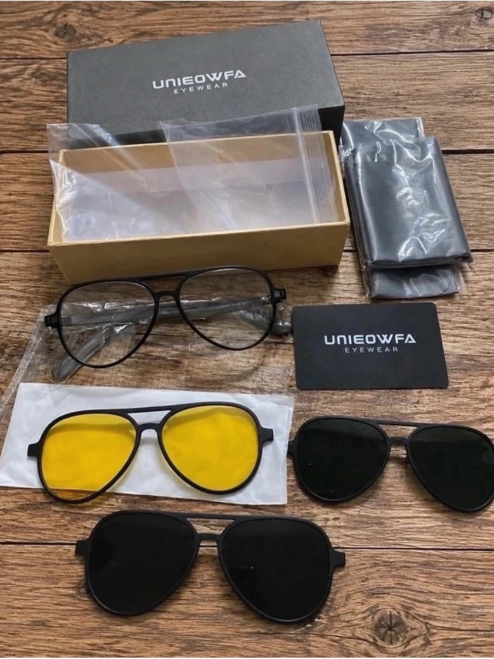 Men's Aviator Glasses with Interchangeable Yellow and Black Lenses